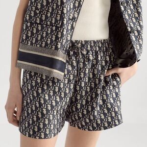 Christian Dior‎ Shorts Chez Moi